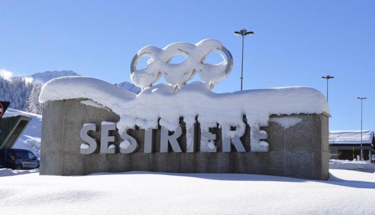 Attico Villaggio Olimpico سيستريير المظهر الخارجي الصورة